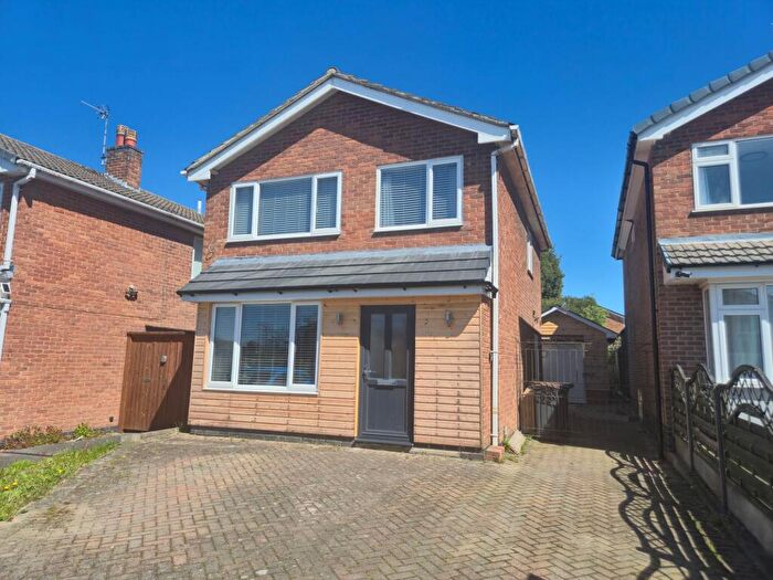 3 Bedroom Detached House For Sale In Kenmore Crescent, Coalville, LE67