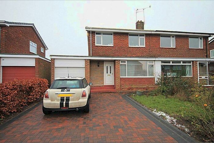 3 Bedroom Semi-Detached House To Rent In Rowan Tree Avenue, Gilesgate, Durham, DH1