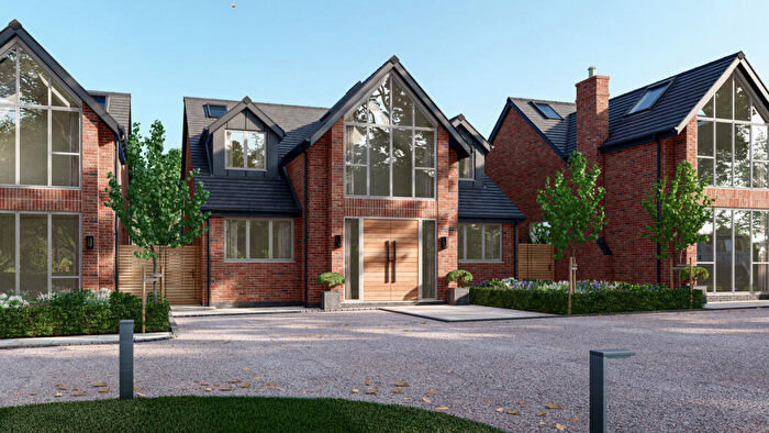 4 Bedroom Detached House For Sale In Manor Road, Stratford-upon-avon, CV37