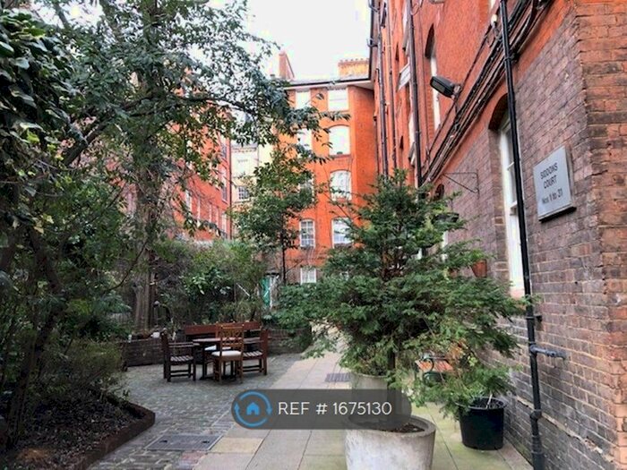 1 Bedroom Flat To Rent In Stirling Court, London, WC2E