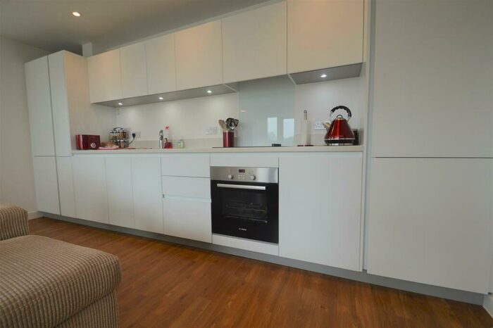 2 Bedroom Apartment To Rent In Wainwright Avenue, Greenhithe, DA9