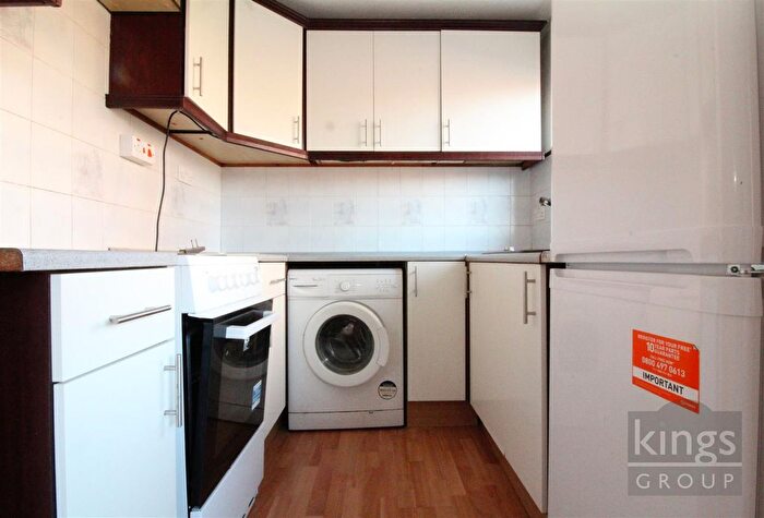 1 Bedroom Flat For Sale In Crouch Court, Harlow, CM20