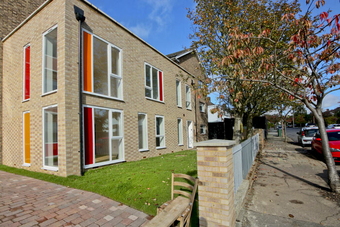 3 Bedroom Apartment To Rent In Rennets Wood Road, Eltham, SE9