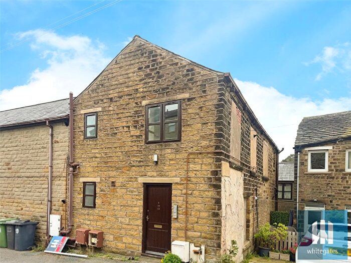 2 Bedroom Flat To Rent In Tunnel Street, Netherton, Huddersfield, HD4
