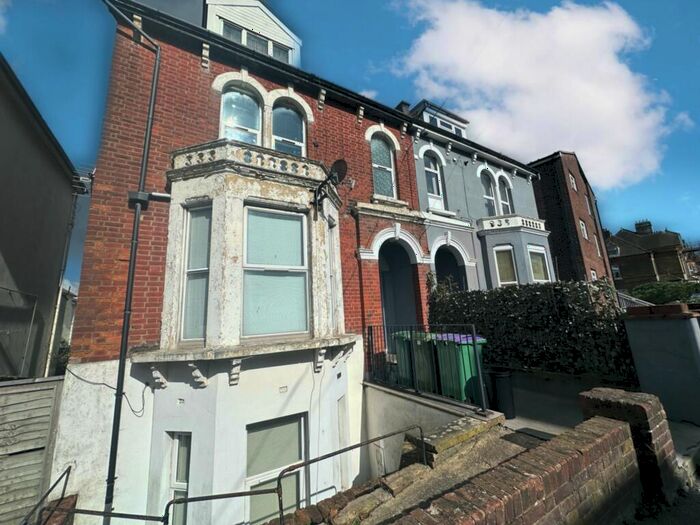 1 Bedroom Flat To Rent In Guildhall Street, Folkestone, CT20