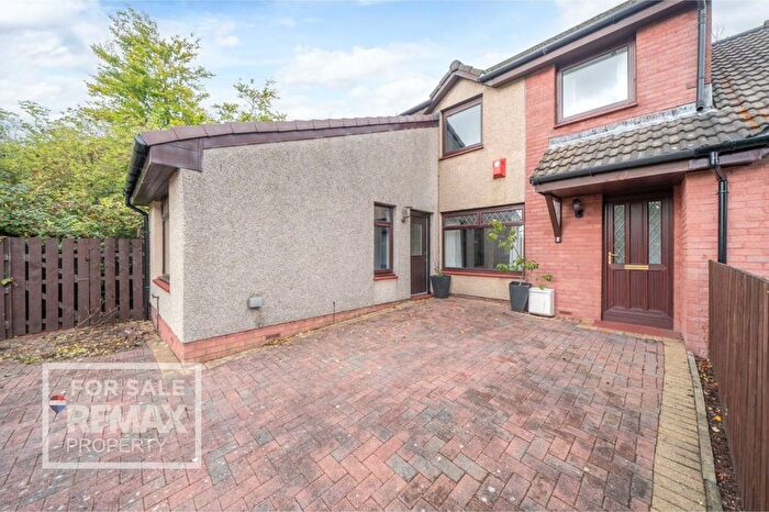 3 Bedroom Semi-Detached House For Sale In Primrose Place, Eliburn, Livingston, EH54