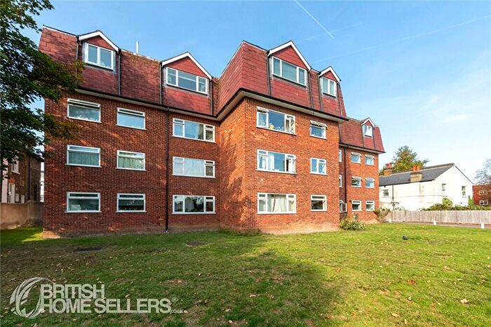 1 Bedroom Apartment For Sale In Croydon Road, London, SE20