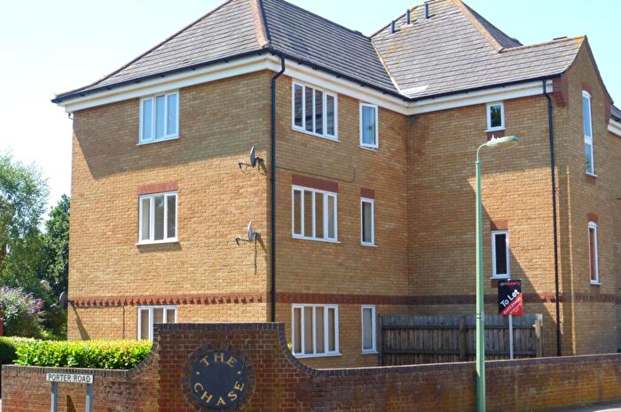 2 Bedroom Flat To Rent In Mill Road Drive, Purdis Farm, Ipswich, IP3