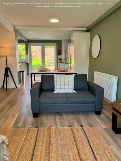 6 Bedroom House To Rent In Rosebarn Park, EX4