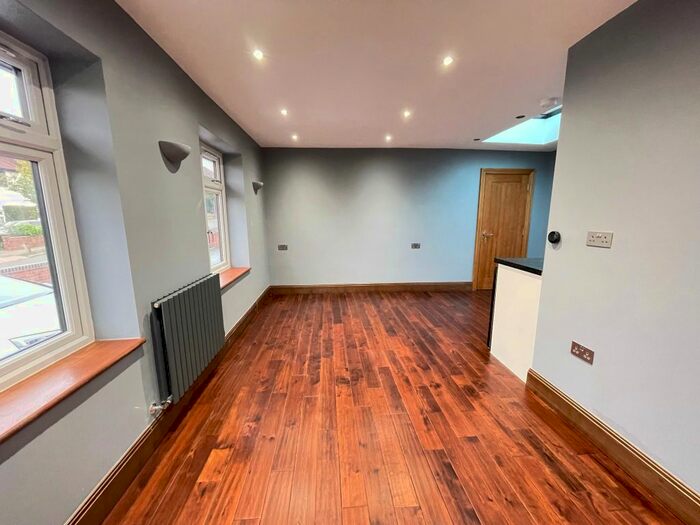 1 Bedroom Terraced House To Rent In Bengeworth Road, Harrow, HA1