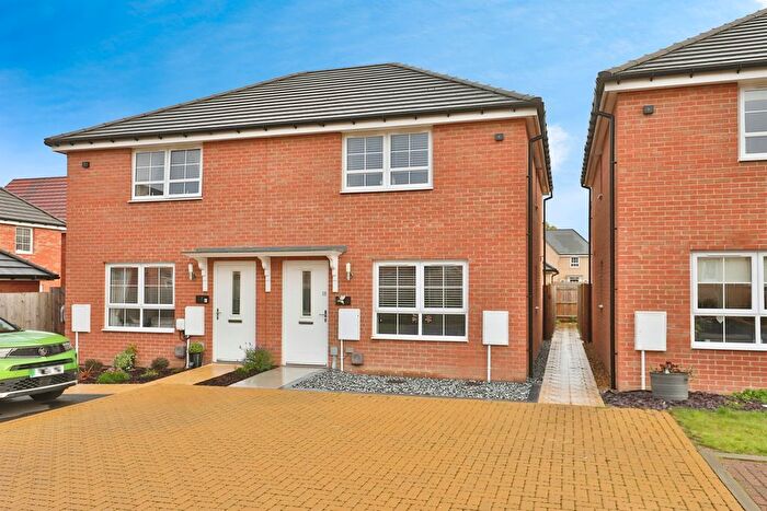 2 Bedroom Semi-detached House For Sale In Gillion Close, Rackheath, Norwich, NR13