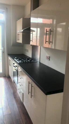 3 Bedroom Terraced House To Rent In Collinwood Gardens, Gants Hill IG5