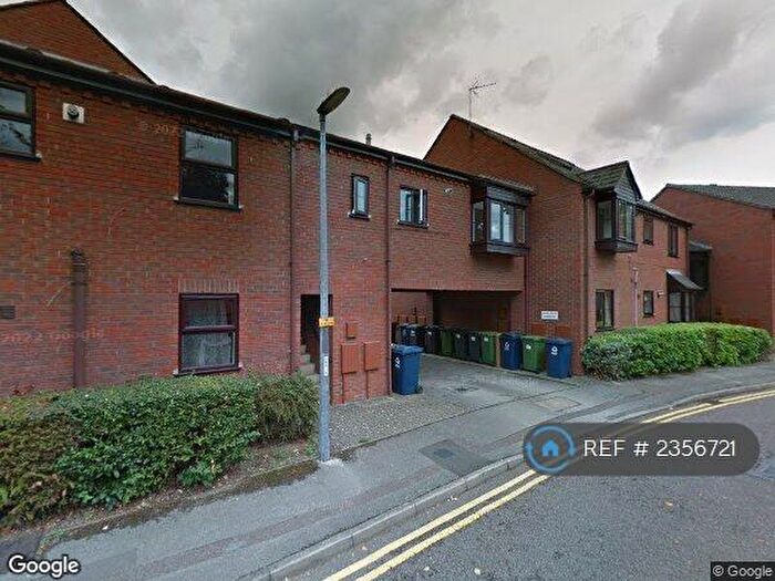 2 Bedroom Flat To Rent In Church View, St. Neots, PE19