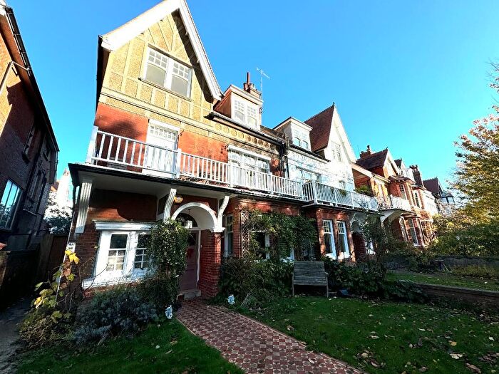 2 Bedroom Flat To Rent In New Church Road, Hove, East Sussex, BN3
