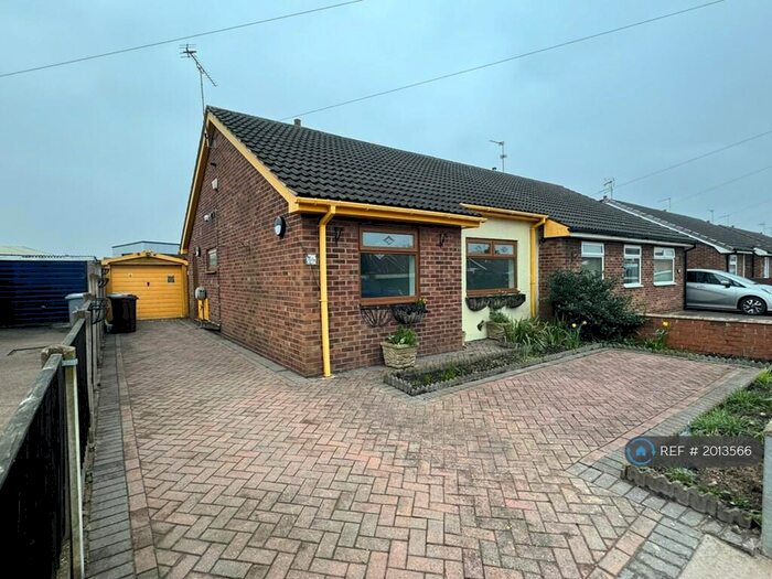 2 Bedroom Bungalow To Rent In Derwent Way, Newark, NG24