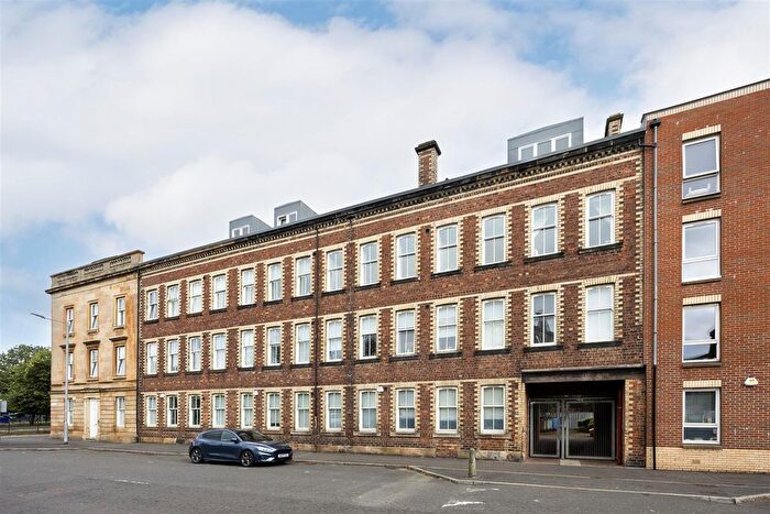 2 Bedroom Flat For Sale In Mcphail Street, Glasgow, G40