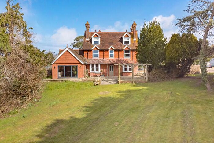 4 Bedroom Detached House For Sale In High Street, Barcombe, BN8