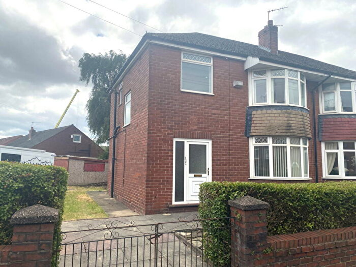 3 Bedroom Semi Detached House For Sale In Highbarn Street, Royton, OL2