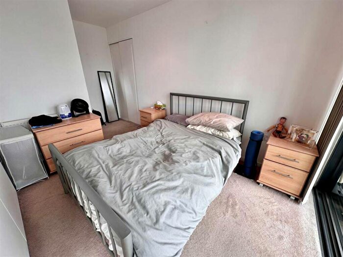1 Bedroom Apartment For Sale In Deansgate, Manchester, Greater Manchester, M3