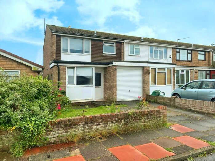 3 Bedroom End Of Terrace House To Rent In Jervis Avenue, Langney Point, Eastbourne, BN23