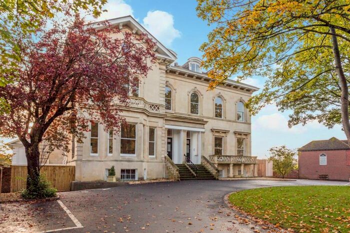 2 Bedroom Flat To Rent In Lypiatt Road Cheltenham, GL50