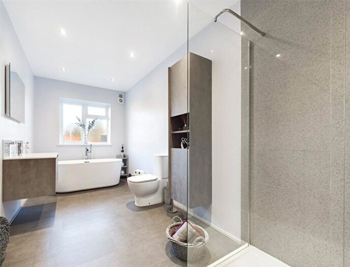 2 Bedroom Bungalow For Sale In Burley Road, Bransgore, Christchurch, Dorset, BH23
