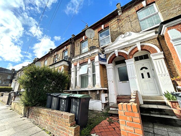 Studio To Rent In Cranbrook Park, Wood Green, London, N22