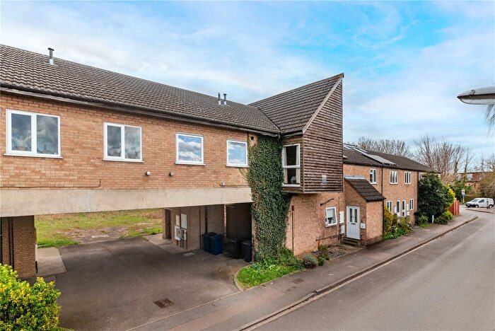 1 Bedroom Flat For Sale In Moss Bank, Chesterton, Cambridge, CB4