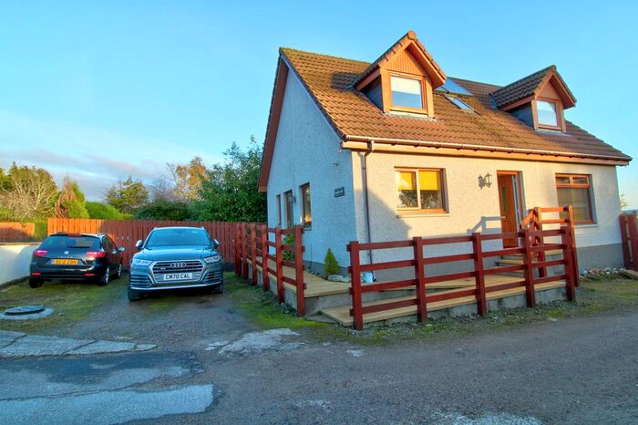 2 Bedroom Detached House For Sale In Willowbank Road, Alness, IV17