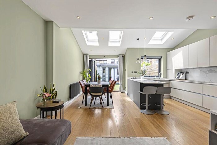 4 Bedroom Terraced House For Sale In Ripley Gardens, Mortlake, London, SW14