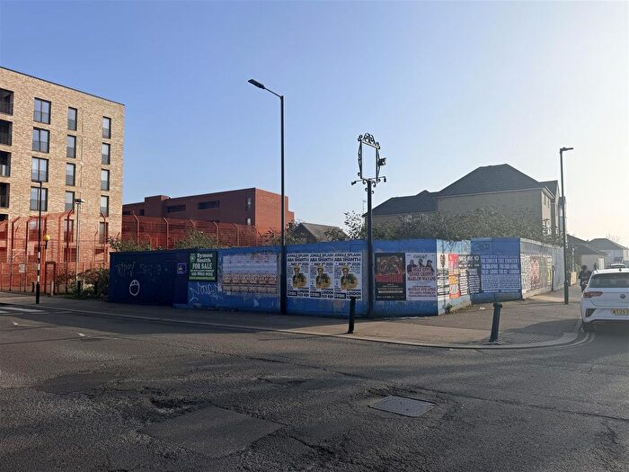 Property For Sale In South Street, Enfield, EN3