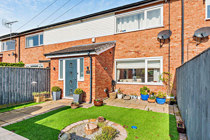 2 Bedroom House For Sale In Gowy Crescent, Tarvin, CH3