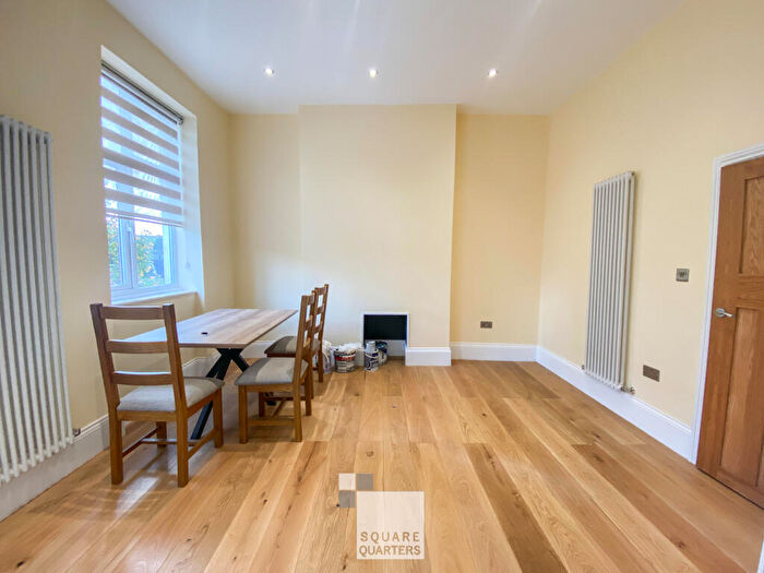 4 Bedroom Flat To Rent In Caledonian Road, Islington, N7