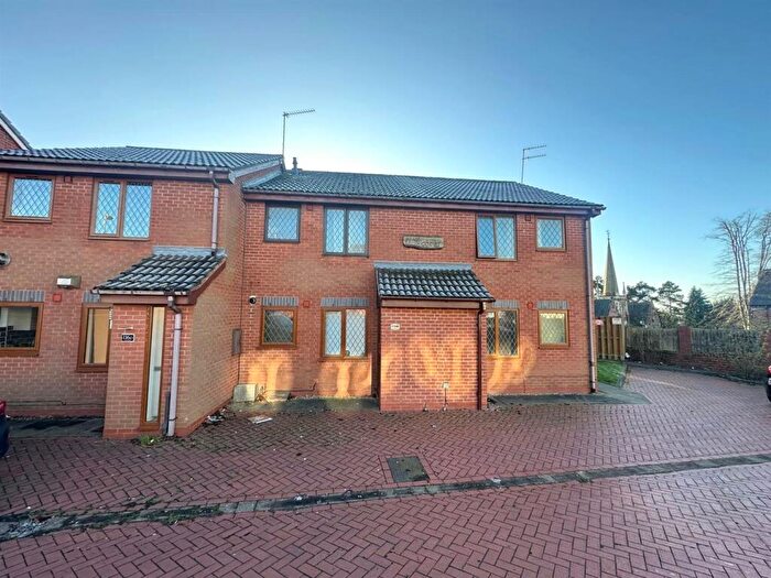 1 Bedroom Apartment To Rent In Pine Court, Stourbridge, West Midlands, DY9