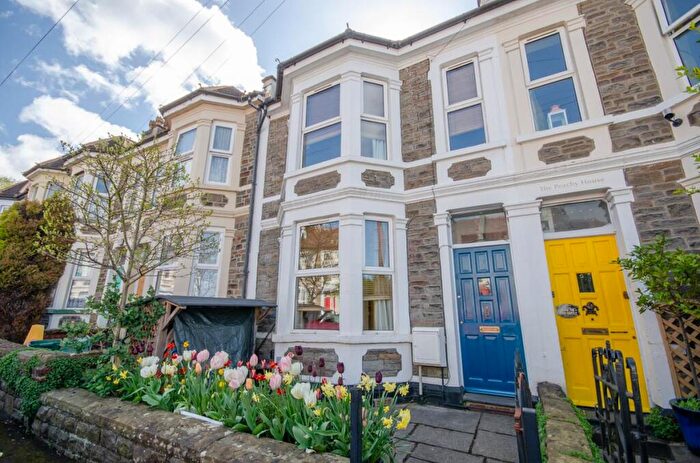 3 Bedroom Terraced House For Sale In Chelsea Park, Easton, Bristol, BS5