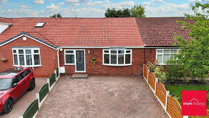 3 Bedroom Bungalow For Sale In Ratcliffe Avenue, Irlam, M44