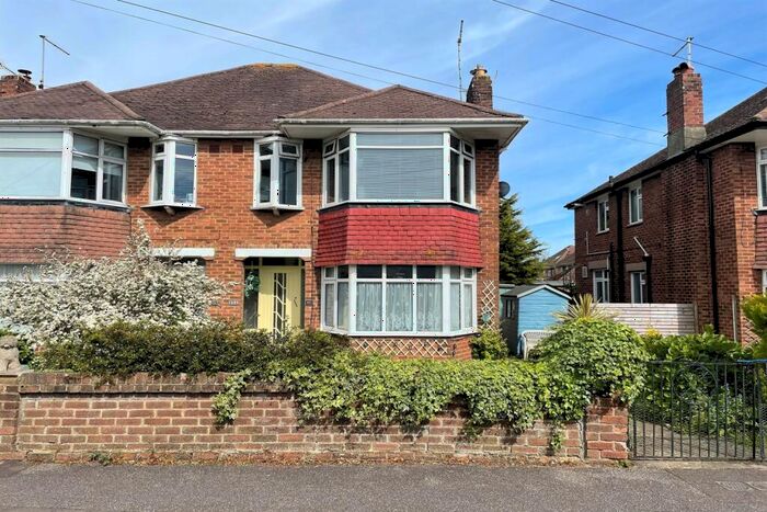 2 Bedroom Flat To Rent In Bruce Avenue, Worthing, BN11