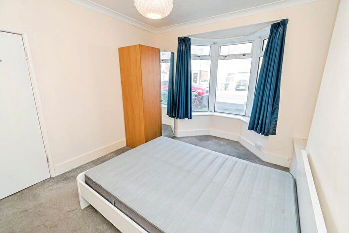 5 Bedroom Terraced House For Sale In Langhorn Road, Southampton, Hampshire, SO16