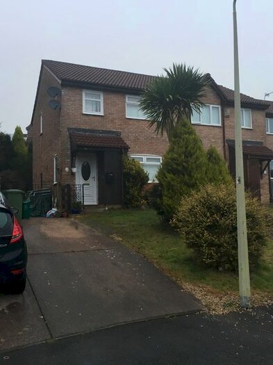 3 Bedroom Property To Rent In Llys Garth, Llantwit Fardre, Pontypridd, CF38