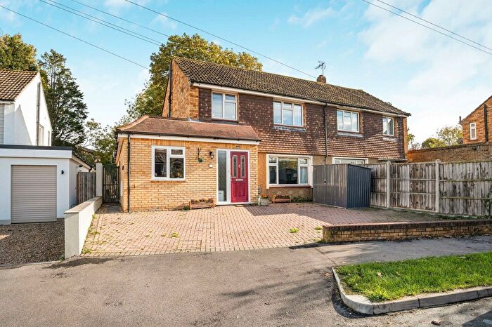 4 Bedroom Semi-detached House For Sale In Merrylands Road, Bookham, Surrey, KT23