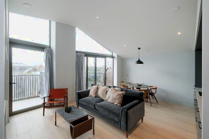 2 Bedroom Flat To Rent In Carnaby Lofts, Ganton Street, London, Soho, Greater London, W1F