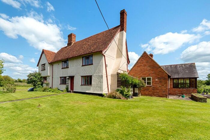 4 Bedroom Detached House For Sale In Garrolds Farmhouse, CM6
