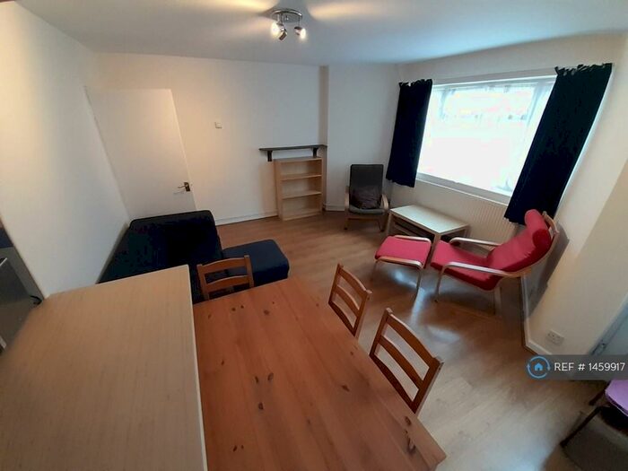 1 Bedroom Flat To Rent In Lime Court, Headington, Oxford, OX3