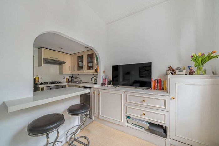 1 Bedroom Flat For Sale In Ifield Road, Chelsea, London, SW10