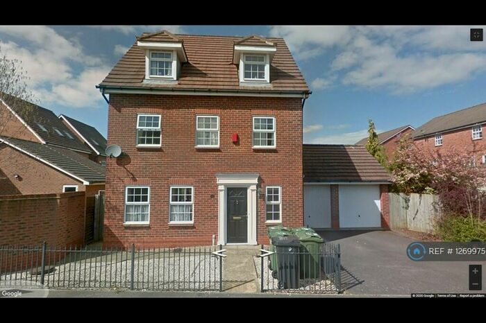 5 Bedroom Detached House To Rent In Kingfisher Way, Loughborough, LE11