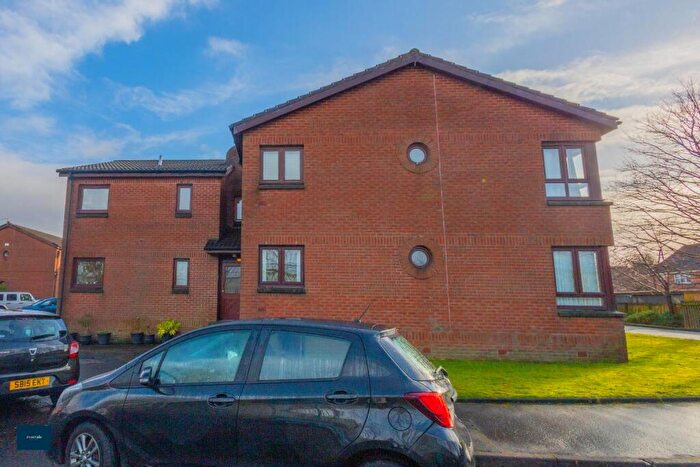 1 Bedroom Flat To Rent In B Centenary Gardens Coatbridge, ML5