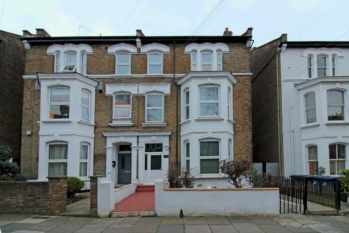 Studio To Rent In Alfred Road, London, W3