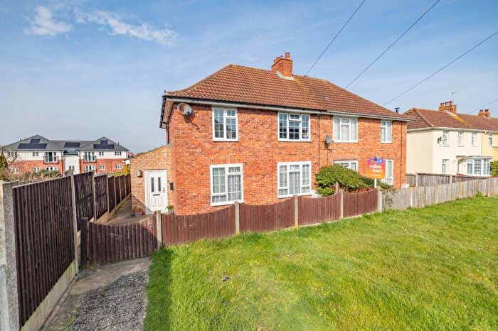 4 Bedroom Semi Detached House For Sale In Queens Road, Aylesham, Canterbury, Kent, CT3