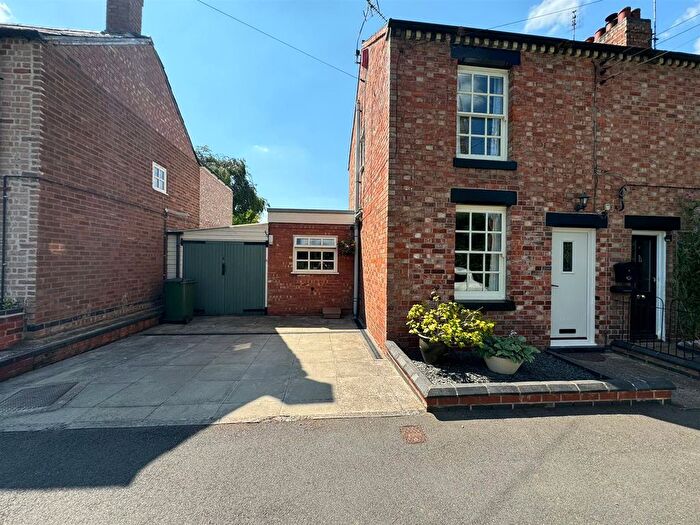 2 Bedroom End Of Terrace House For Sale In Church Road, Grandborough, Rugby, CV23