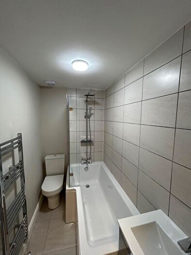 2 Bedroom Apartment To Rent In Kingsland Road, Birkenhead, CH42